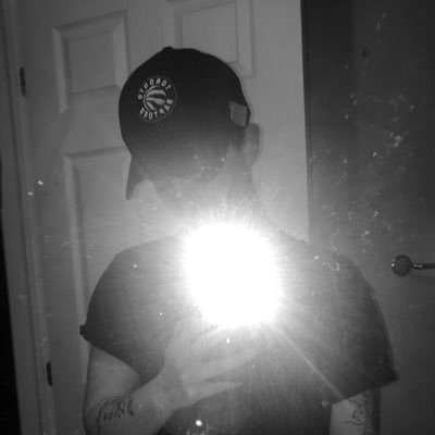 BrookeHart_98's profile picture. 