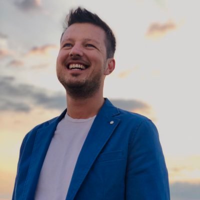 Ortalamadan uzakta , bekleneni vermeyen istatistikçi😎 E-Ticaret, Pazarlama, Teknoloji, Sanat ve Tasarım tutkunu👨🏼💻 Öğrenen Adam📝 @a2adijital