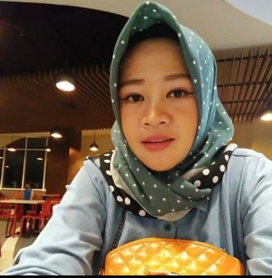 TYouzhe's profile picture. bahagia dan merdeka itu harus sbagai seorang woman😎😎