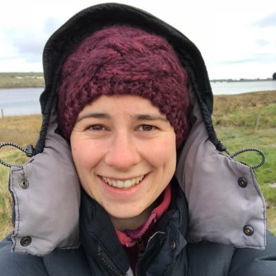 PhD student at @UoExeterCEC with @brentgoosechase Studying movement, habitat use and social networks of light-bellied brent geese overwintering in Dublin | 🇦🇺