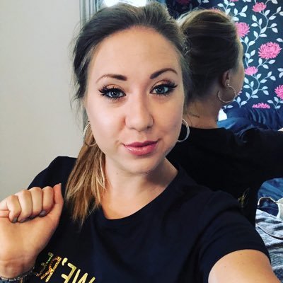 emmamal123's profile picture. 