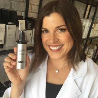 pureluxebeauty's profile picture. #Pittsburgh girl that lives for beauty and skin care! I think I’ve tried every #beauty product out there. Ask me anything. #Makeup hoarder. #crueltyfree