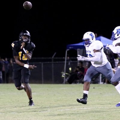 Only1Rockett's profile picture. 6’1 ft 245 Defensive Tackle at Newton high school C/O 21 🐏💙 Gmail/ RichardRockett50@gmail.com