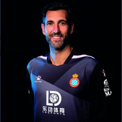 Portero del @RCDEspanyol. Bienvenidos a mi cuenta oficial de Twitter.