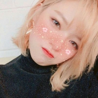 ✧･ﾟ:* my sky, my sun, my moon and all my stars are you; ミ🌟↬ #Jimin #Jeongyeon #Minseok #Jeongin #Hansol #Mark ↩🌻
