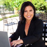 Tina Fanelli Moraccini, L.A.Realtor(@TinaSellsLA) 's Twitter Profile Photo