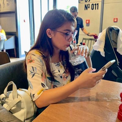 Noypi 🇵🇭| NayTay 👩👧👦| Travel ✈️ | Photography📸| Food 😋| Cat🐱| Makeup 💄| Dress 👗| Shoes 👠| Bags 👜| Music 🎧|