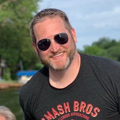 carsongraff's profile picture. Show Host for Two Views Movies Podcast

https://t.co/tdUJIbIxwy