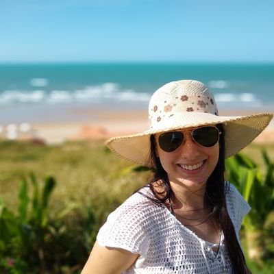 CarenBarbosa_'s profile picture. Fisioterapeuta 👩🏻‍⚕️ 🩺