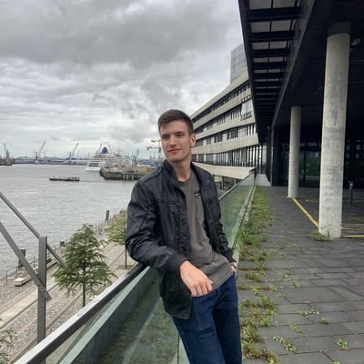 Christianllol's profile picture. lol