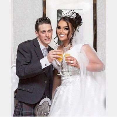 Graham Keith 29, Aberdeen, Married 17.11.17 @miss_whitty92
3 kids