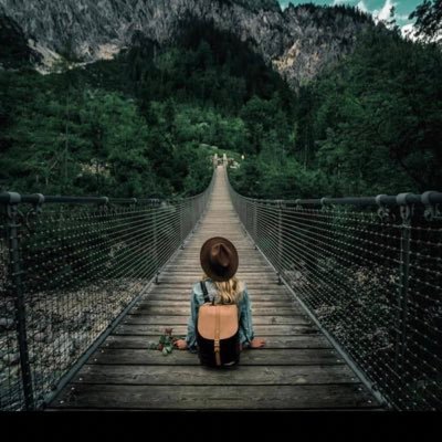 Khadeej12390767's profile picture. 