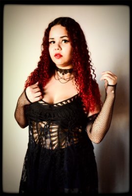 Meguria3's profile picture. Sou cantora (popular e erudito) e musicista no geral (piano, violão, composição, etc)