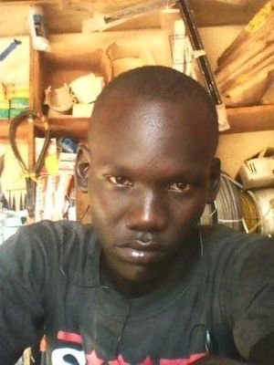 IyaEmmanuel3's profile picture. beings with friends