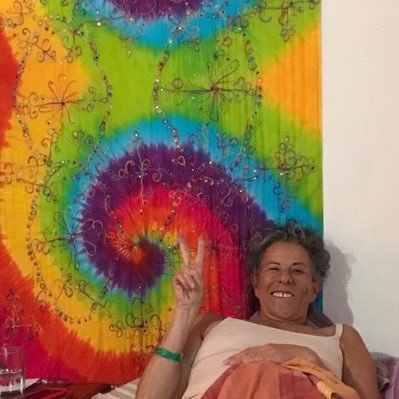 DeborahMellen's profile picture. Love to sail