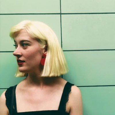 iEmer's profile picture. Illustrator & Graphic Designer. it's avril lavigne's world we're just living in it x