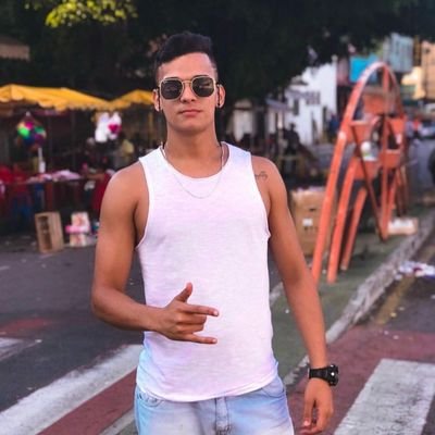 VProjac's profile picture. fé