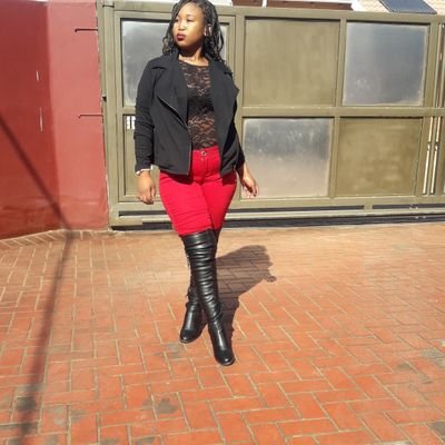 Careykb2's profile picture. Law student 📚
#vegetarian🥗🌽🍓
classy
aspiring LP⚖