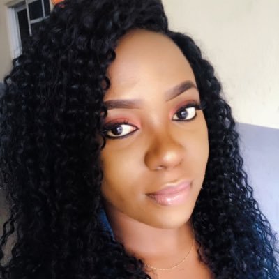 God’s baby girl 😍😍,a lover of God and fashion and learning new things...