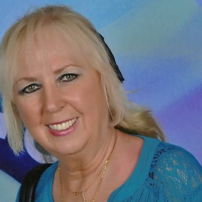 Hometown: Fort Lauderdale 🌴 Dog lover 🐕🦺🦮 Retired insurance investigator 🔎 Retired from music biz 🎸 Former Artist Manager 🎤