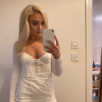 lizzyysmith's profile picture. ♌️