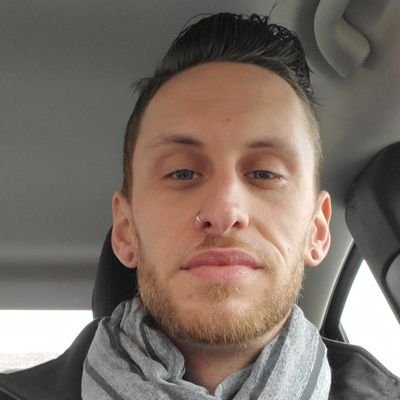 andymartin23's profile picture. 