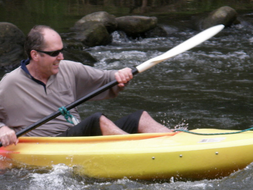 Hobbies: Classical guitar, cycling, kayaking, light plane piloting, avoiding all the above, gadgets.
Summary: Lanky balding know-it-all git: shun if possible.