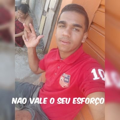 Queria Viajar, mais não tinha dinheiro, fumei um baseado viajei o dia inteiro
