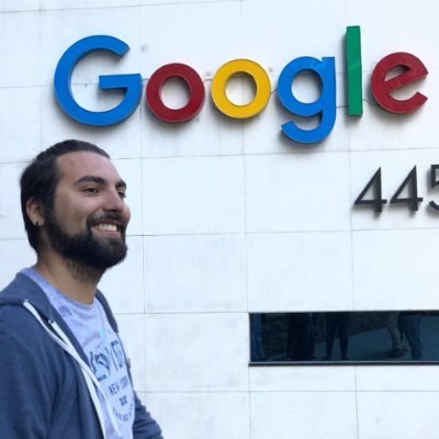 saarriagada's profile picture. Vivo entre la educación, tecnología, inclusión e innovación. 32 años.