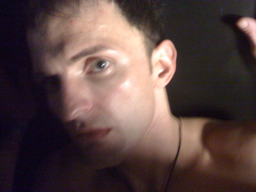 Down the rabbit hole 
bcame slave to fashion
Fighting the heart(less) core
of an overstyled world