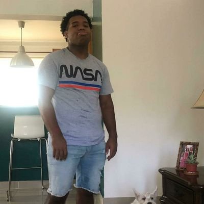 we all see life differently, this is what I notice...
Dominican-American🇩🇴🇺🇸
Famu biology spring 2020🐍
Hip-hop, world peace promoter