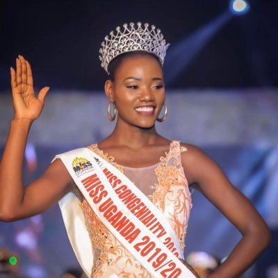 Miss Uganda 19 🇺🇬 Top Model @missworldltd👸🏾 MSc Marketing @middlesexdubai 👩🏽🎓 Philanthropist @olivernakakandefoundation_ 🎗️ God above all 🙌🏽