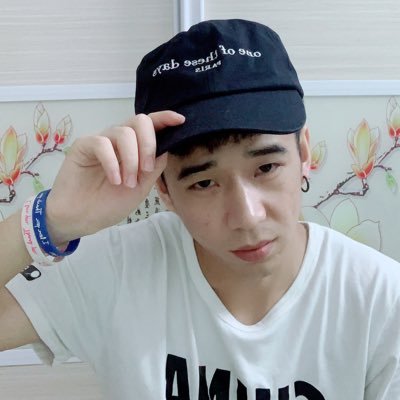 actlovingboy's profile picture. 22 170 50 VX：actlovingboy 甩备注ID过