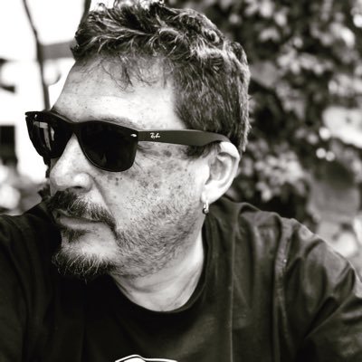 arobidet's profile picture. Cineasta / Storyteller. Soy Cineasta, director, apasionado del cine.  Enorme satisfacción contando historias a través de los rostros, imágenes y los sonidos!