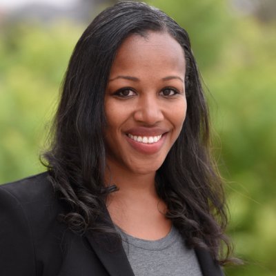 Assistant professor at @uw_sjmc researching digital journalism and the Black press. Alum of @NorthwesternU, @EmersonCollege and @USCAnnenberg