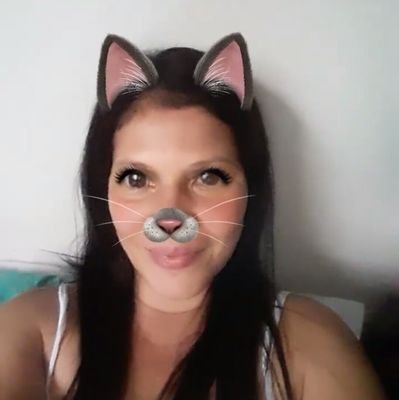 INTELIGENTE,IMPRUDENTE,CARIÑOSA,BONDADOSA,TIERNA,FIEL.