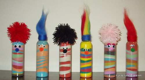 Using coloured sands fill bottles to create fun and funky designs! Suitable 4 birthday parties, kids events,schools, fetes, post Australia wide Join us on FB