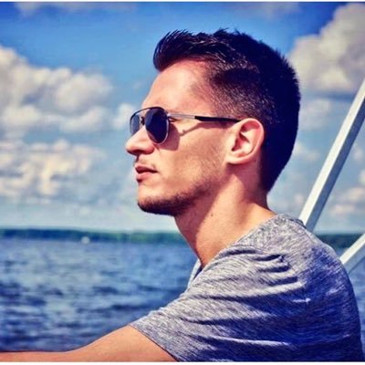 VKaramustafic's profile picture. CSU'18 • RN, BSN • Bosnian🇧🇦• H.M.❤️