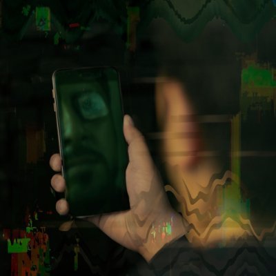 contacto_short's profile picture. Jorge tiene miles de followers que quieren entrar en su vida. ¿Qué sucede cuando uno de ellos quiere entrar en su mente?

Selección oficial SmartFilms 2019