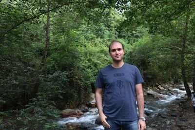 e_aminmoghadam's profile picture. 