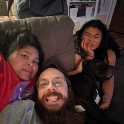 wesmalene's profile picture. Random ramblings of millennial husband and wife, but also siblings and sometimes Flower the dog