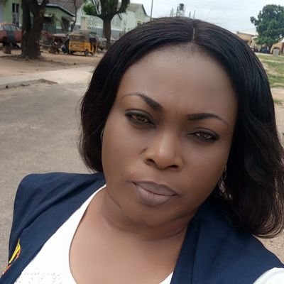 BimpeOyinda's profile picture. Relationship Coach. Entrepreneur. Journalist. 😎😎😎