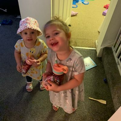 klipdas1984's profile picture. Proud South African living in the UK! I love comics, music, sports, my wife, my two girls and little dude💖💜💙 #PMA #Vgang