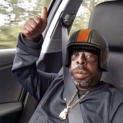 Ozur_'s profile picture. 