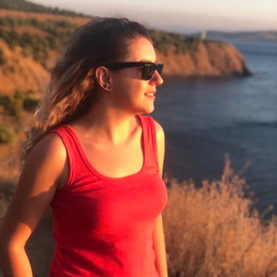 sinem79872898's profile picture. 