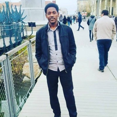 KouroumiD's profile picture. Mon attitude dépend de toi