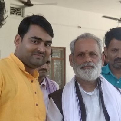 netasarvesh's profile picture. भावी प्रत्यासी जिलापंचायत सदस्य वार्ड नं 12
     
          सर्वेश तिवारी,
 बसिरहा▶अरसिया बाजार ▶शाहगंज जाैनपुर 
📞‍संम्पर्क सूत्र :📞 +91 9455094522
