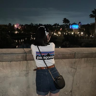 2yu52q's profile picture. 