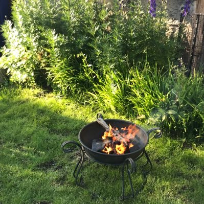 sarahhulmepsy's profile picture. Lecturer, University of Dundee | Educational Psychologist | Mother | Trying to live my best life to support others to live theirs. Views are my own