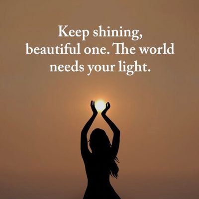 tracytweets01's profile picture. 